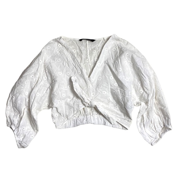 Zara White Eyelet Cropped Tie Front Top - Picture 1 of 5